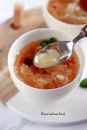 Snow Fungus Soup - China Sichuan Food