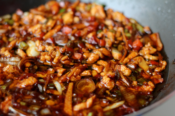 Pork Lo Mein Recipe | China Sichuan Food