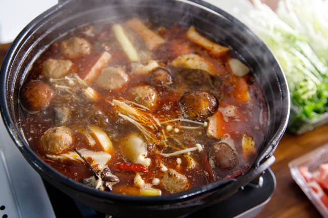 Chinese hot pot - How to make it at home (with spicy and herbal