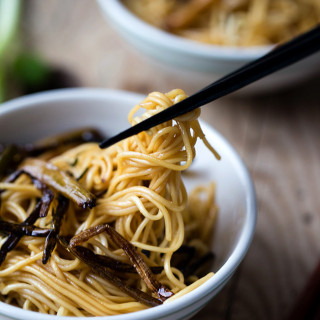 Scallion Oil Noodles