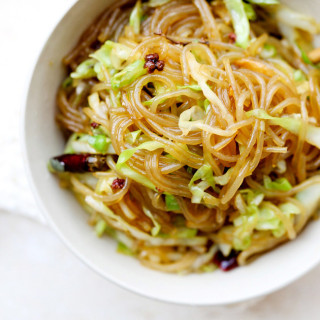 Glass Noodles Stir Fry with Shredded Cabbage