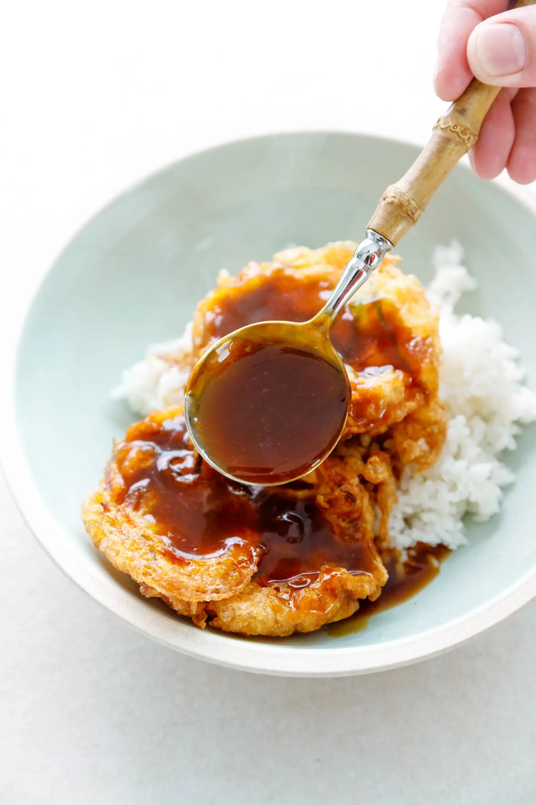 egg foo young with sauce | chinasichuanfood.com