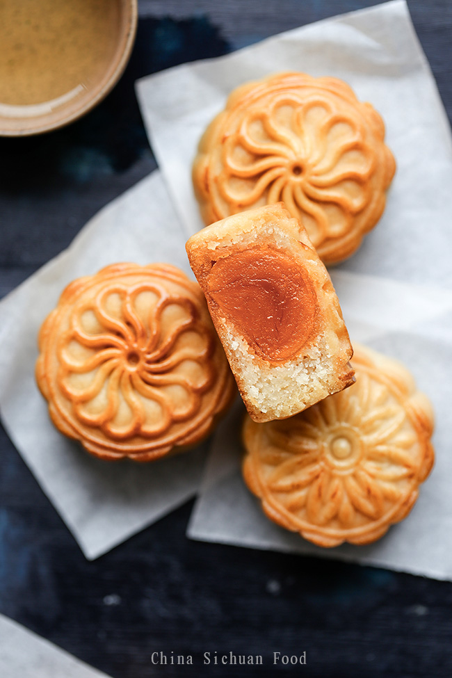 Chinese Mooncake (Yue Bing)—Traditional Version | China Sichuan Food