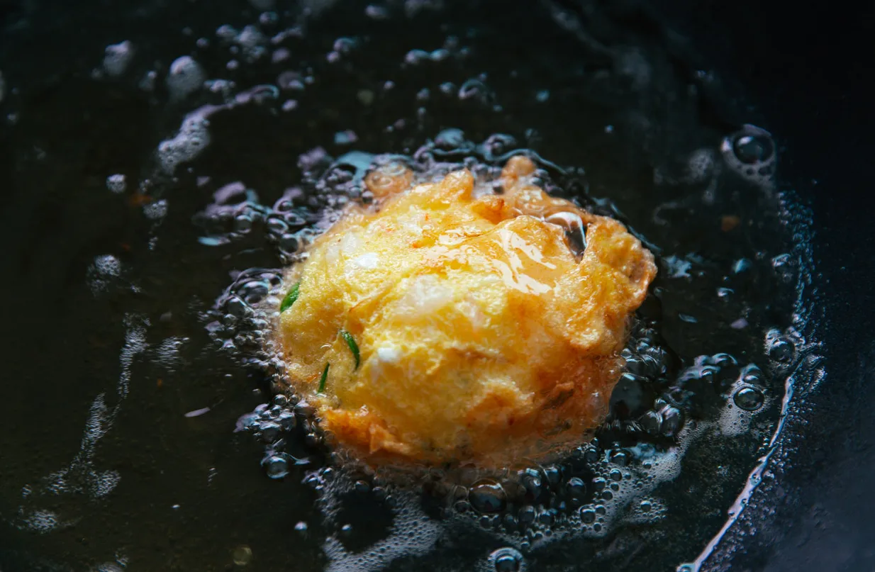 deep-fried egg foo young | chinasichuanfood.com