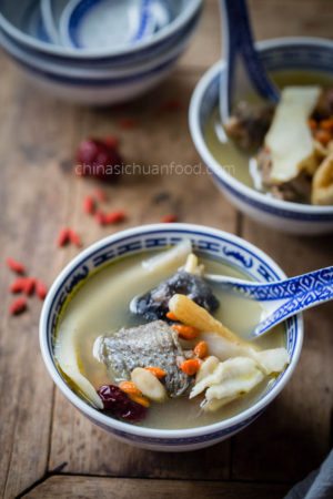 Herbal Chicken Soup (药膳鸡汤) - China Sichuan Food