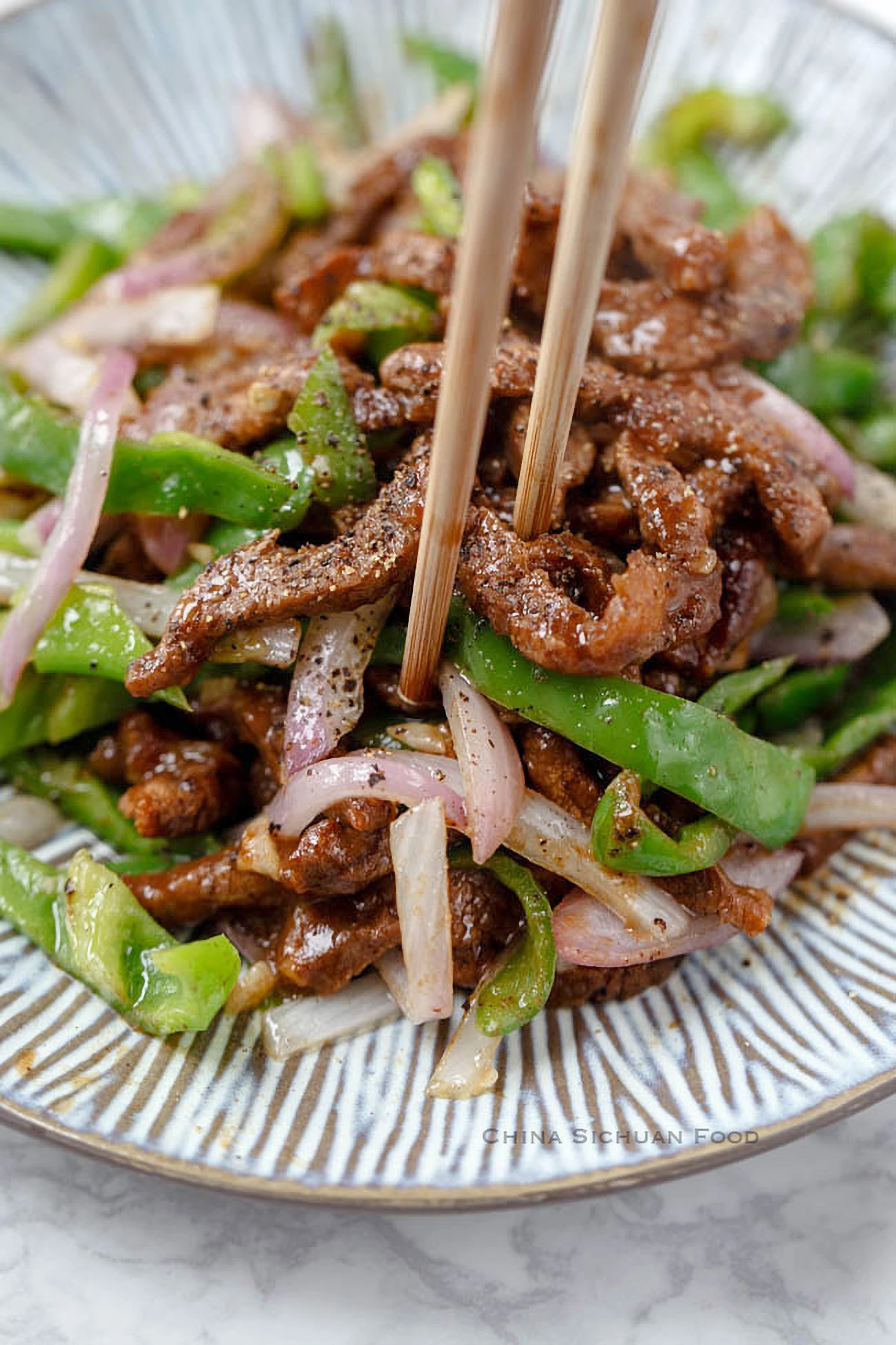 Black Pepper Beef Stir Fry｜chinasichuanfood.com