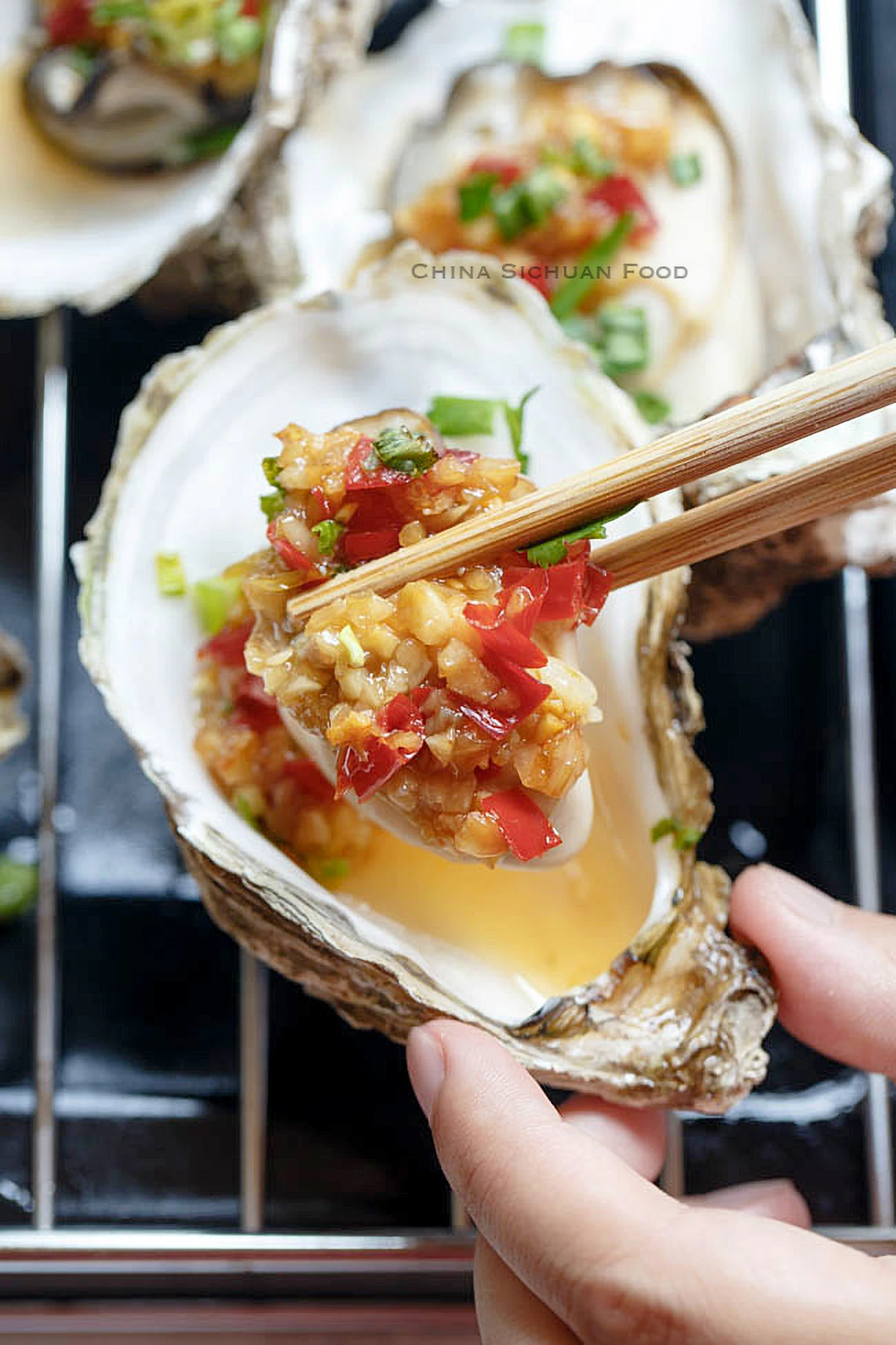 Oyster with Garlic Sauce｜chinasichuanfood.com