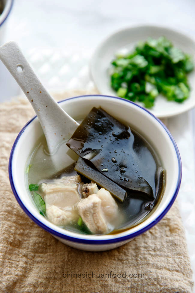 Dried Seaweed and Rib Soup - China Sichuan Food