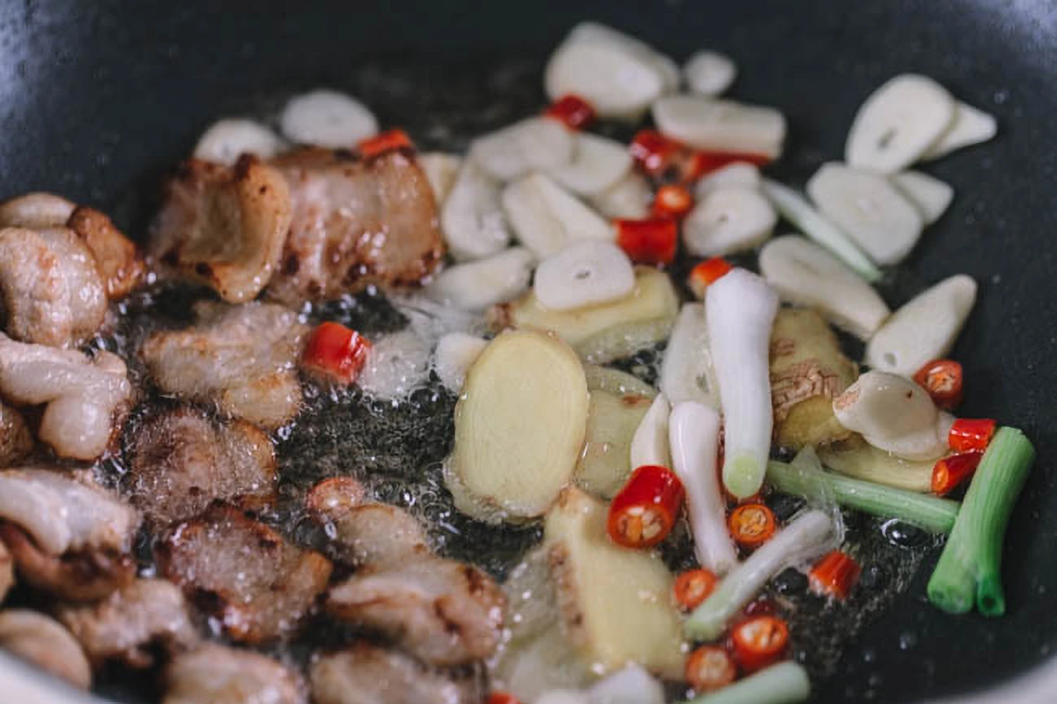 Pork and Cabbage Stir Fry|chinasichuanfood.com