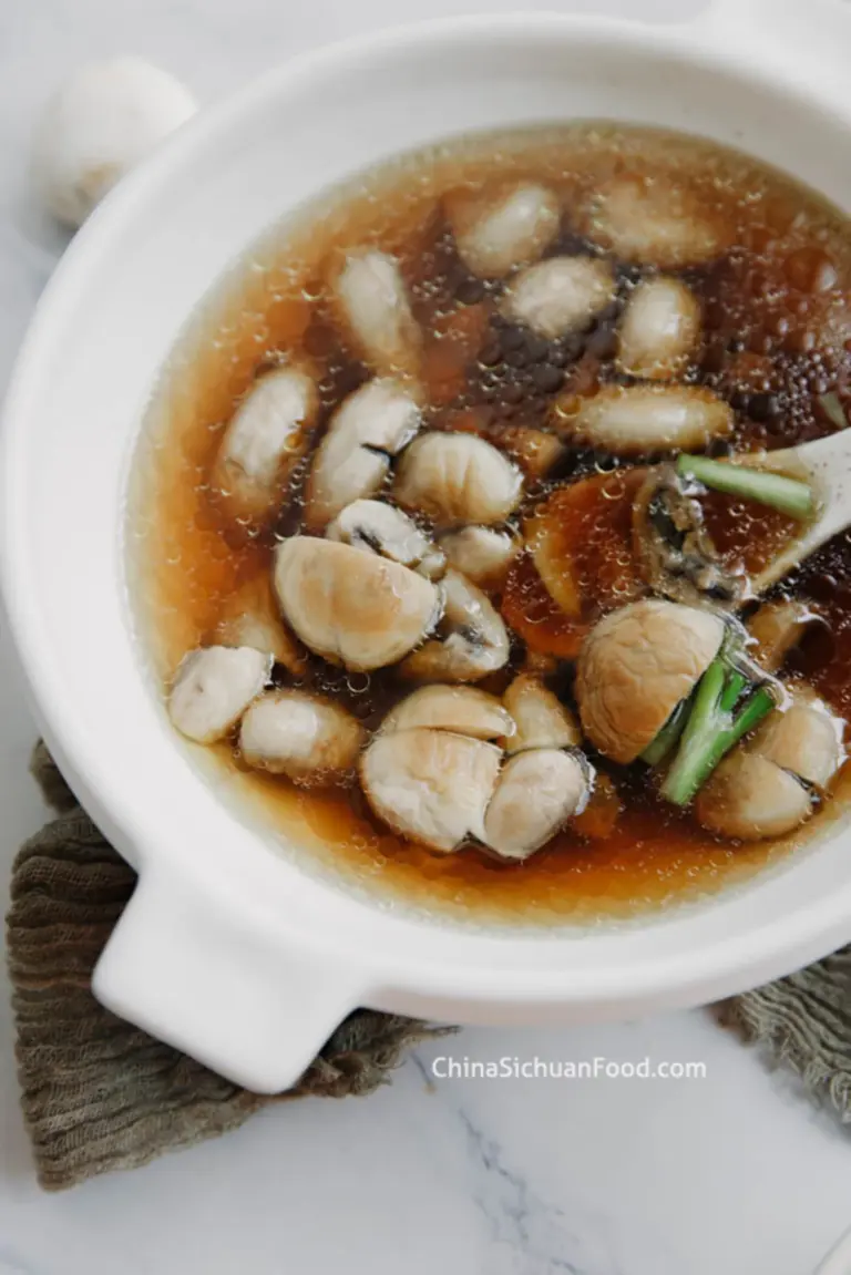 Chinese Button Mushroom Soup