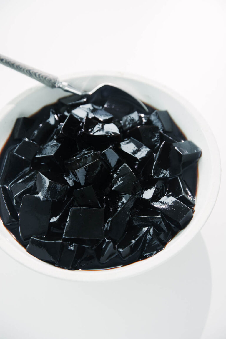 Black and Green Grass Jelly - China Sichuan Food