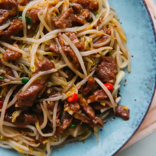 pork and bean sprouts stir fry | chinasichuanfood.com