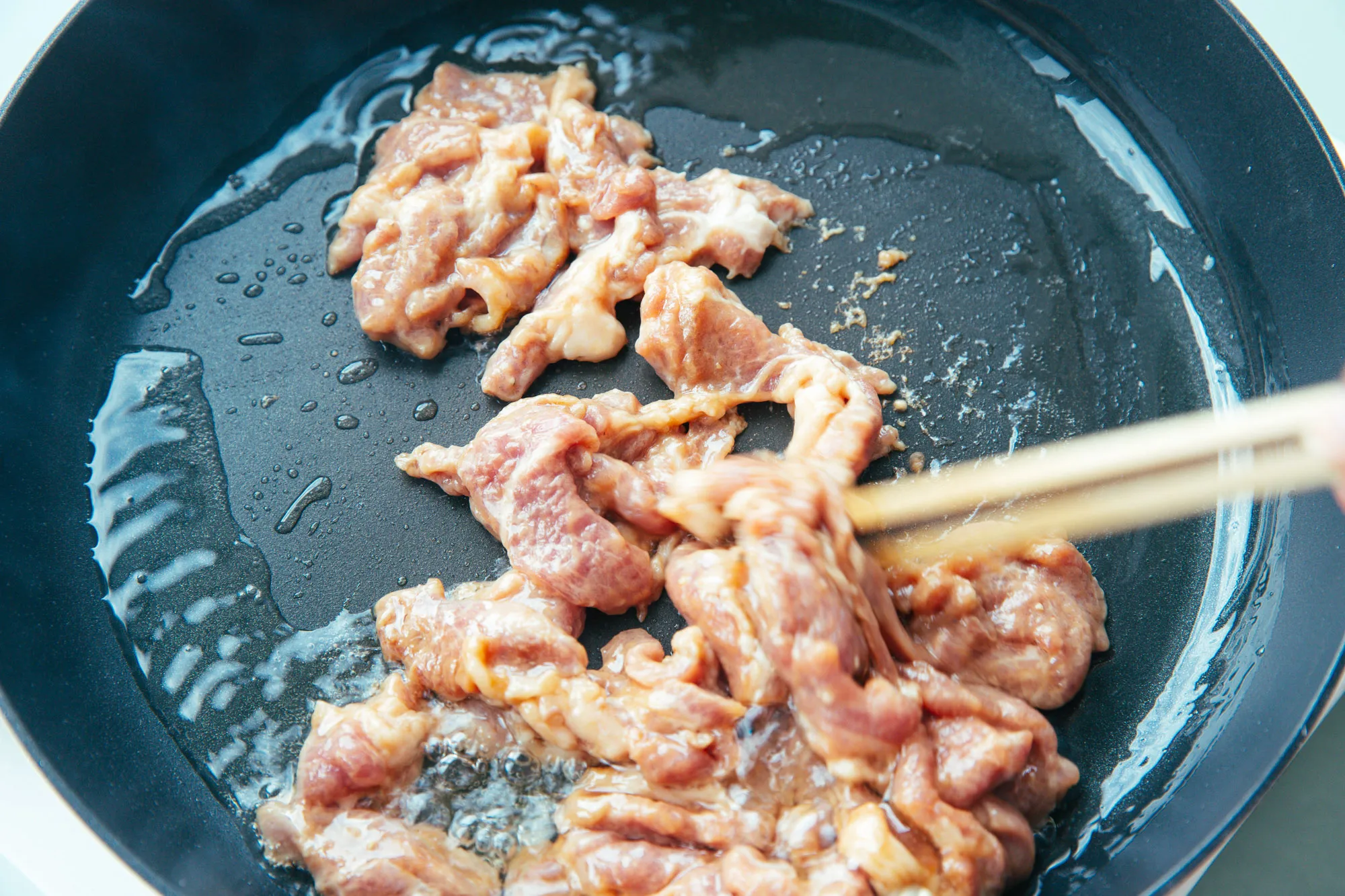 pork and broccoli stir fry | chinasichuanfood.com