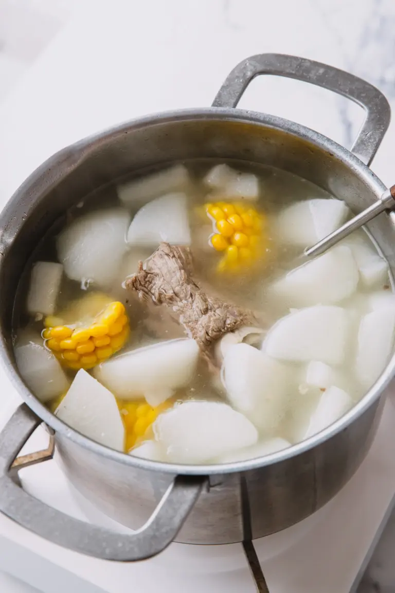 How to Blanch Pork and Make a Perfect Pork Soup